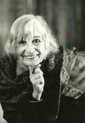 Iuga, Nora